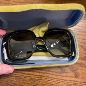 Gucci Square Sunglasses Black w Web